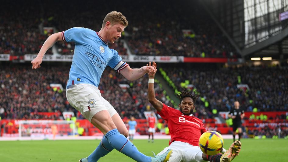 Kevin De Bruyne battling with Fred