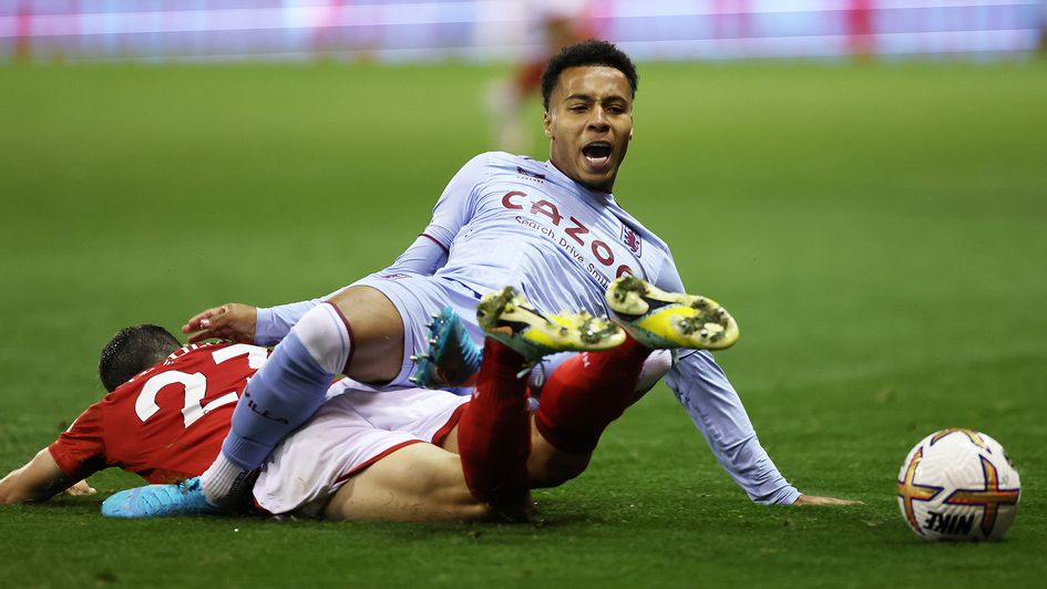 Remo Freuler commits a foul