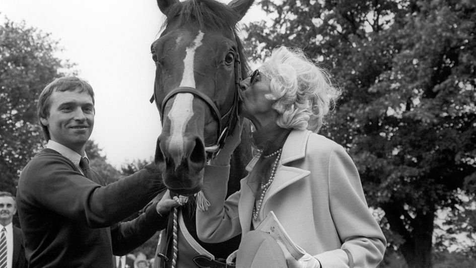 Lady Beaverbrook celebrates with 1985 King George winner Petoski