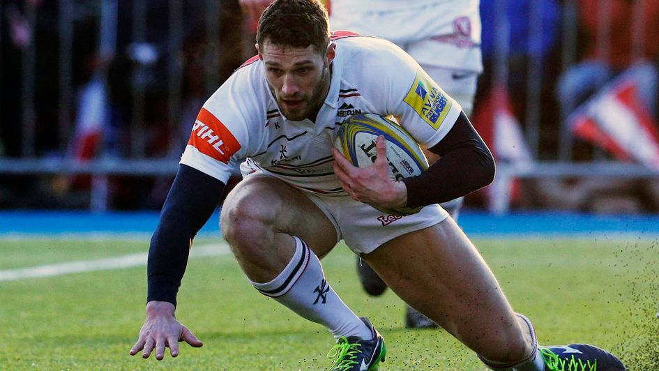 Jonah Holmes touches down for Leicester's fourth try