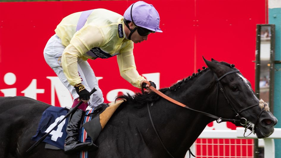 Furthur and Oisin Murphy win the Geoffrey Freer