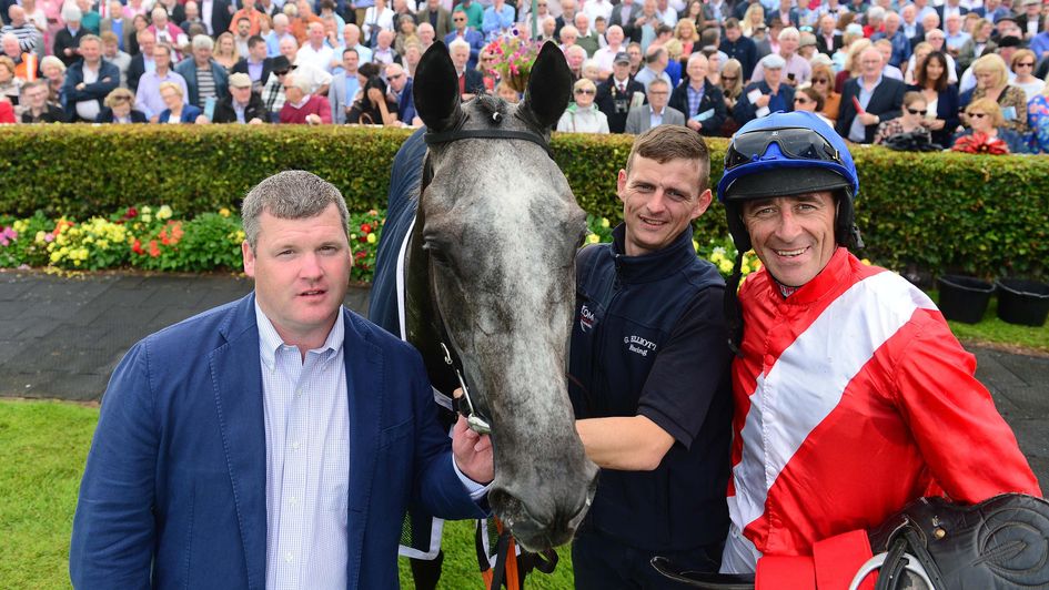 Jockey Davy Russell with trainer Gordon Elliott and groom Jack Madden