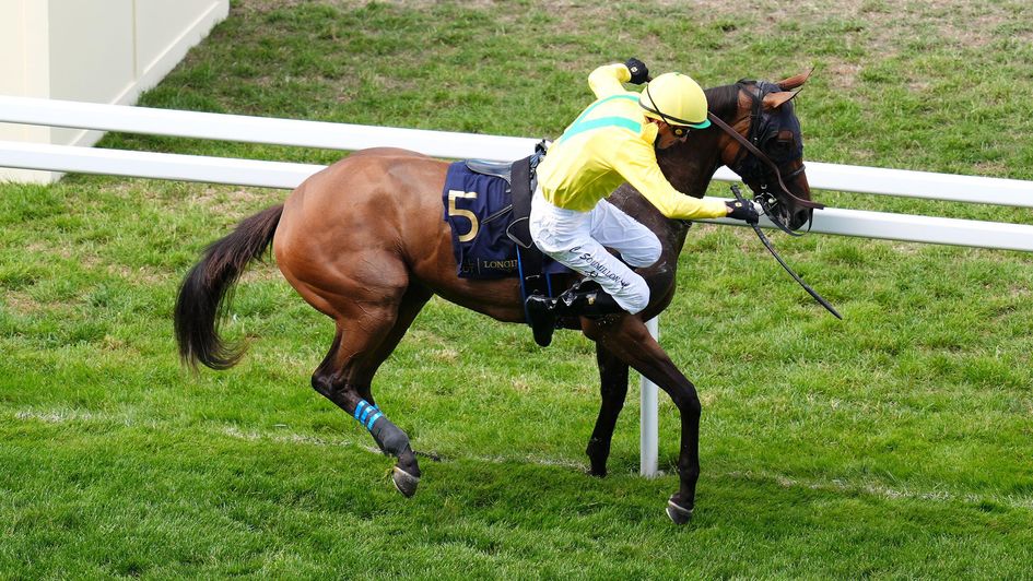 Soumillon departs Celtic Dispute before the Queen Mary