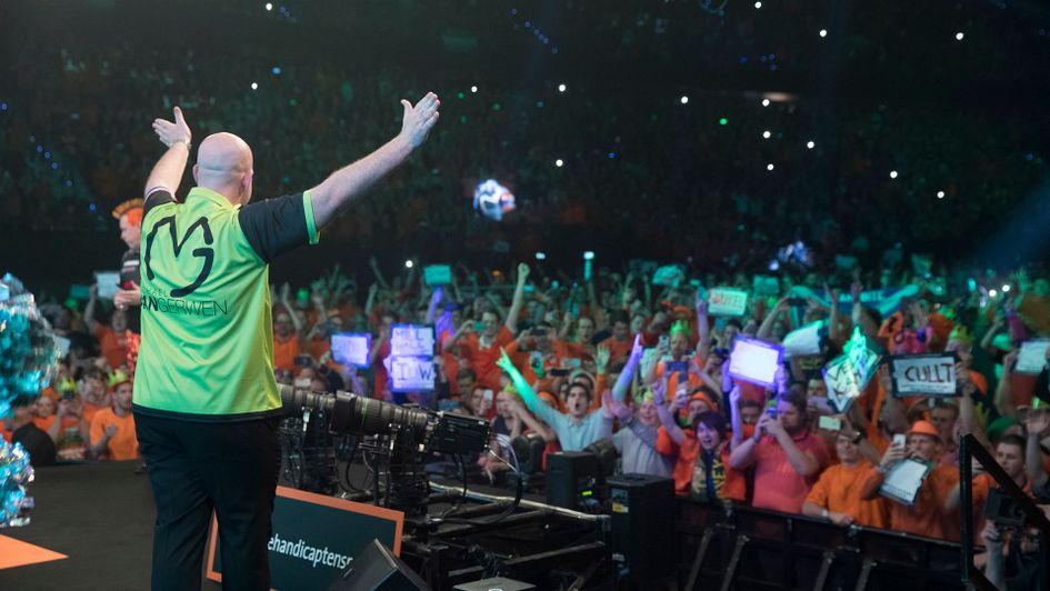 Michael van Gerwen in front of the Rotterdam crowd in 2019 (Picture: Lawrence Lustig/PDC)