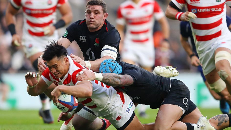 Ryoto Nakamura scores for Japan at Twickenham