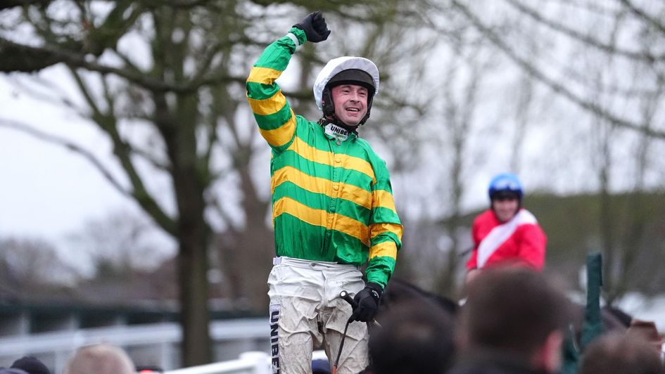 Nico De Boinville reacts to the cheers as Jonbon returns