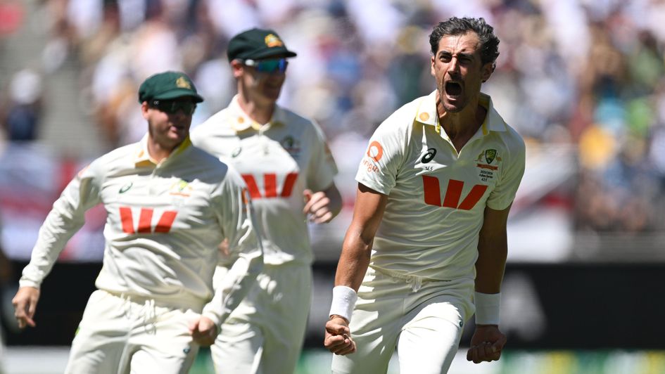 Mitchell Starc loves the pink ball