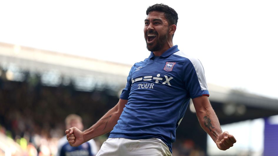 Ipswich's Massimo Luongo clinched an 18/1 This Week's Acca win