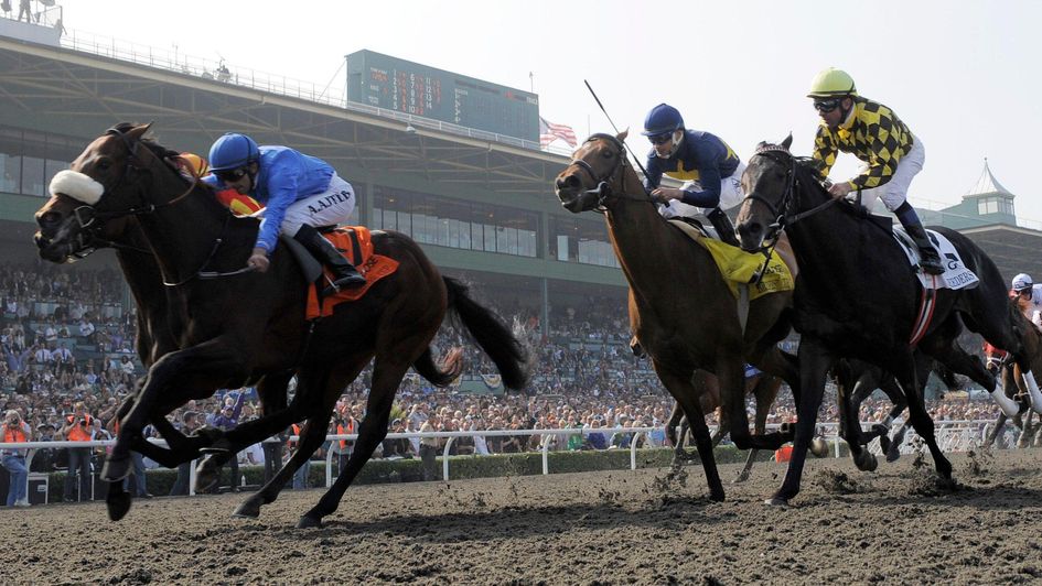 Vale Of York wins at the Breeders' Cuo