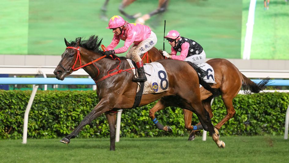 Sky Jewellery in winning action at Sha Tin