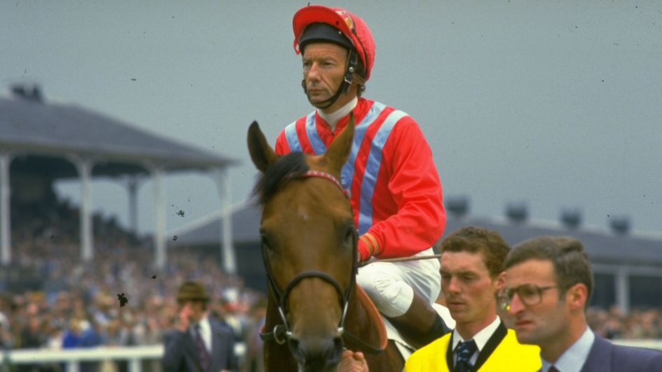 Lester Piggott on Commanche Run as they won the St Leger in 1984