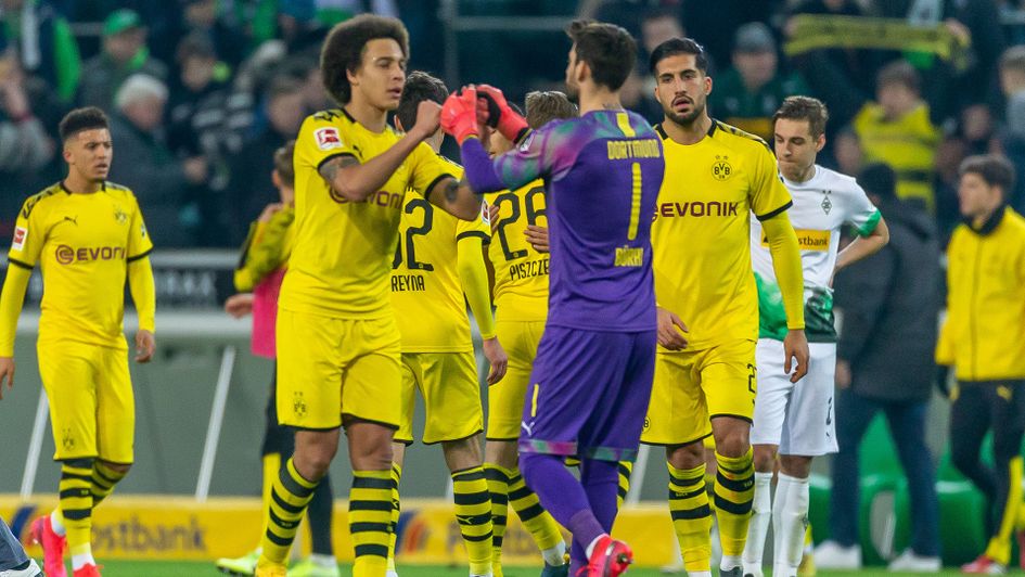 Borussia Dortmund celebrate victory over Borussia Moenchengladbach