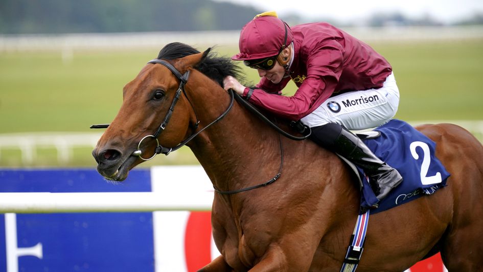 Buckaroo wins the Tetrarch Stakes at the Curragh