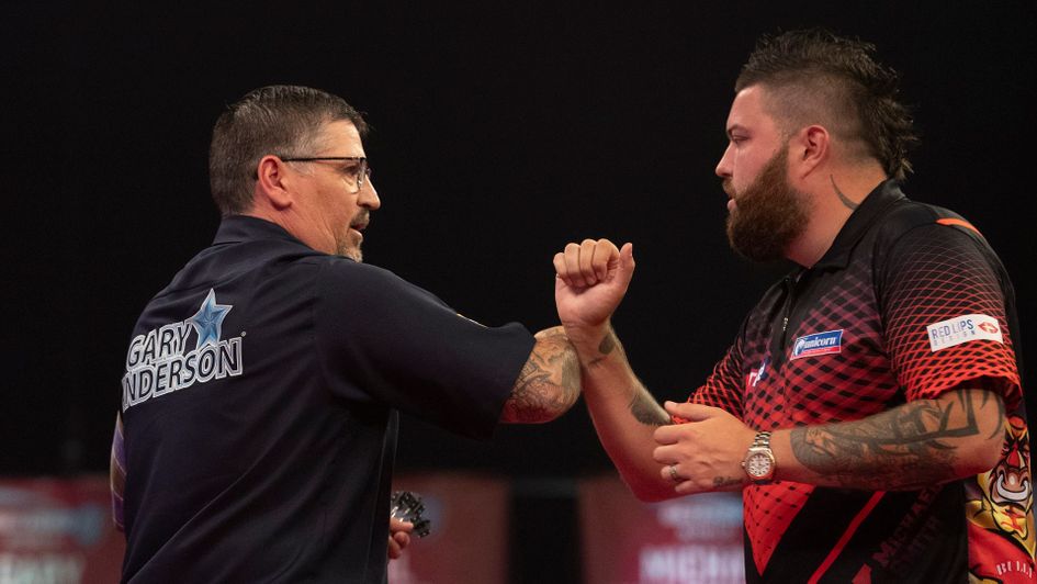 Gary Anderson beat Michael Smith (Picture: Lawrence Lustig/PDC)