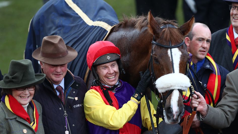 Colin Tizzard, Native River and Richard Johnson pose for the cameras