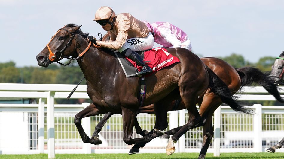 Heredia goes through the gears to win at Sandown