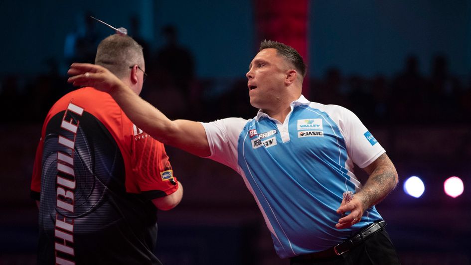 Gerwyn Price in action against Stephen Bunting (Picture: Lawrence Lustig/PDC)