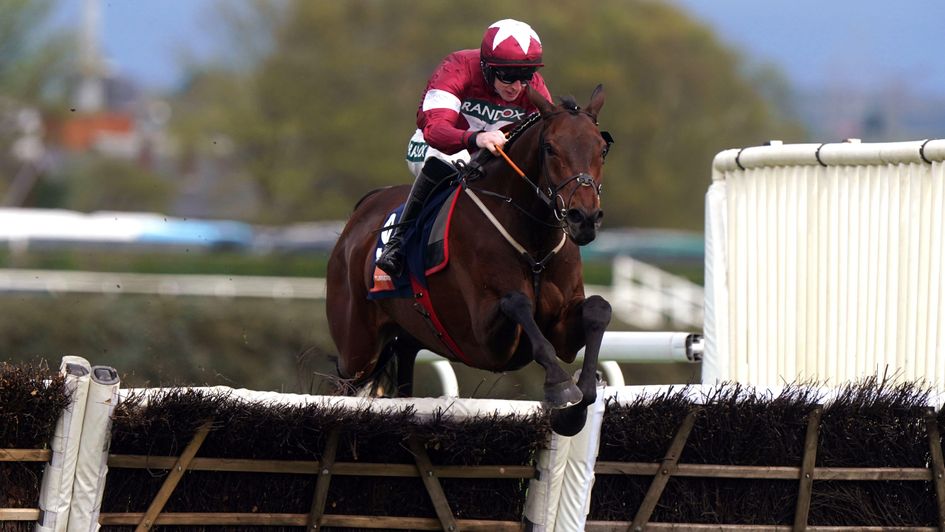 Brighterdaysahead on her way to victory at Aintree