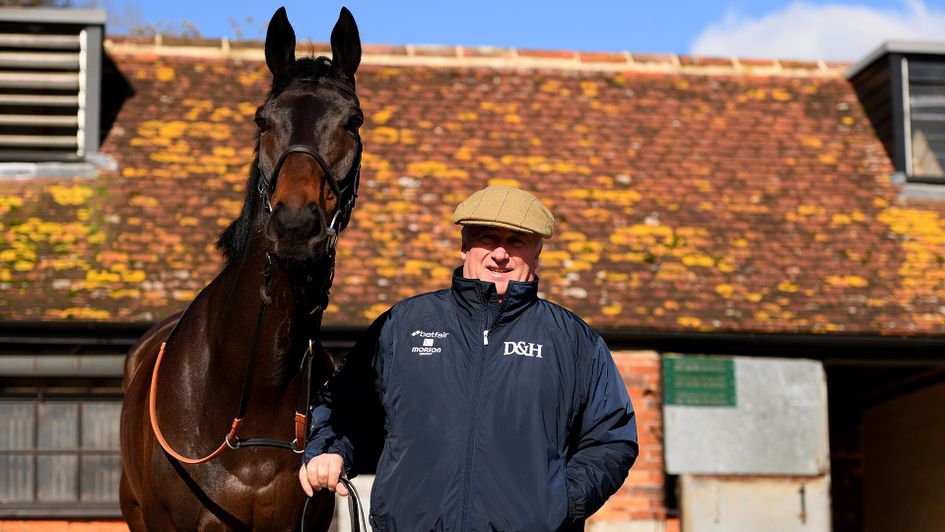 Paul Nicholls with Clan des Obeaux