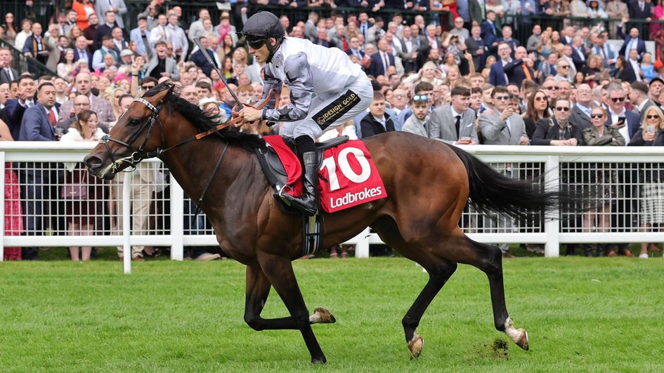 Candy wins the Ayr Silver Cup