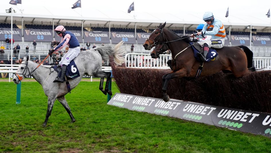 Marble Sands masters Beauport and Protektorat