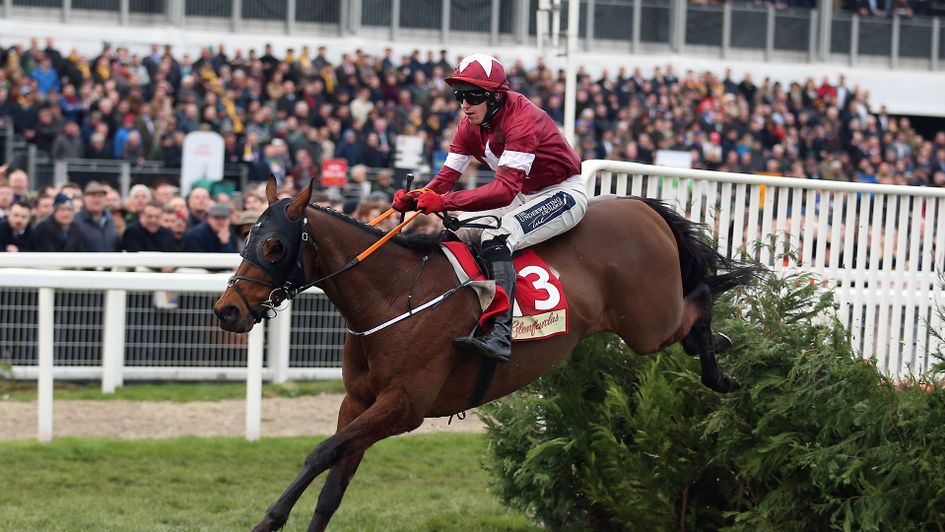 Tiger Roll wins the Glenfarclas Chase for the second year running