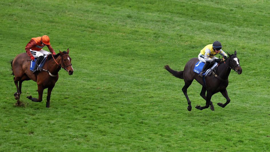 La Conquiere impresses at Newbury