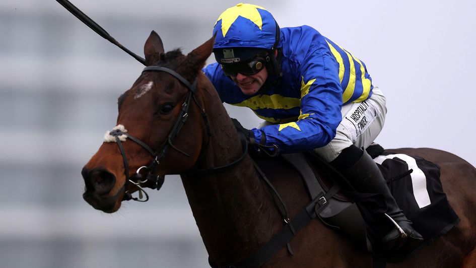 Inch House on his way to victory