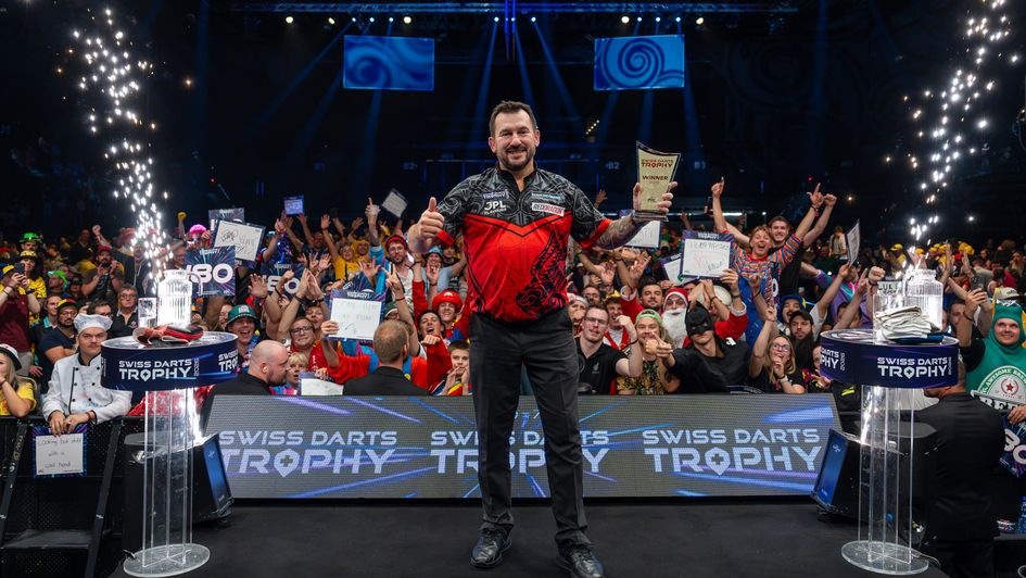 Jonny Clayton celebrates his victory (Picture: PDC)