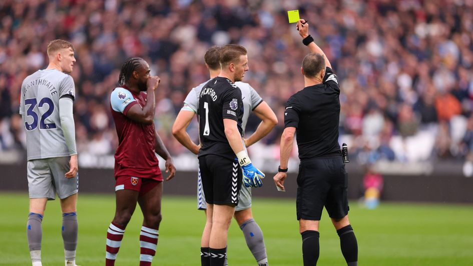 Jordan Pickford getting booking in Everton's win at West Ham