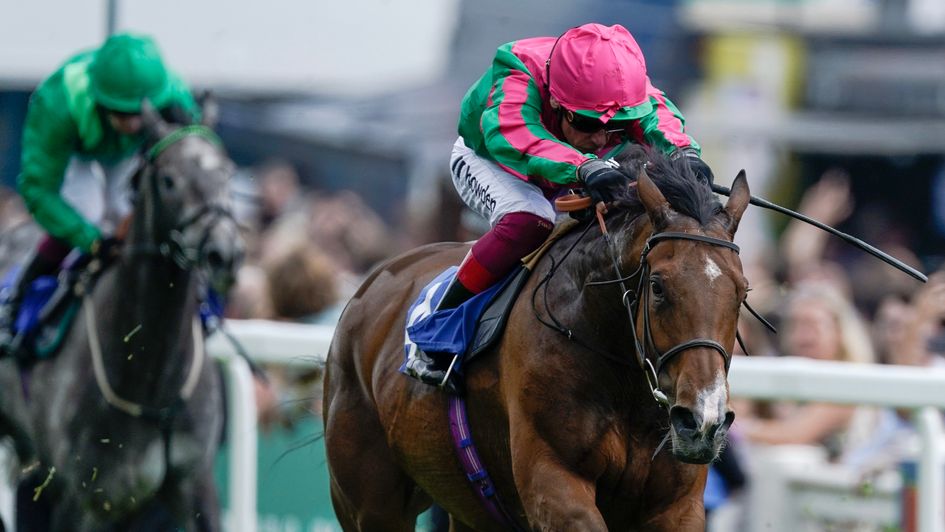 Prosperous Voyage and Frankie Dettori strike