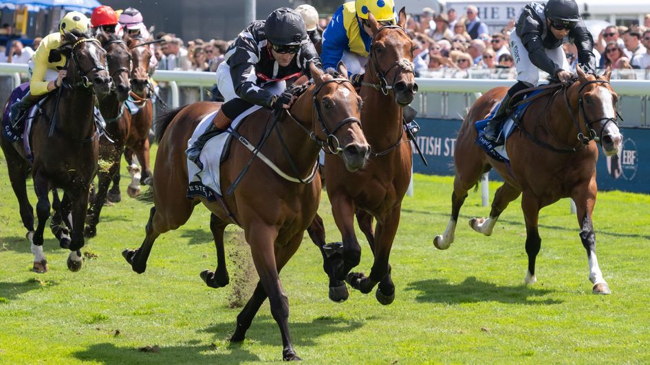 Virtuous Star makes a winning start at Chester