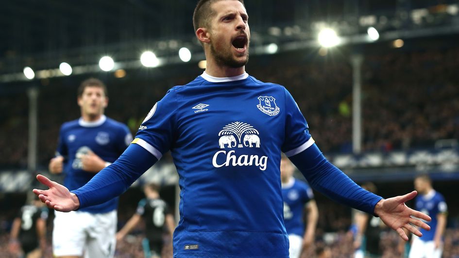 Kevin Mirallas handed new deal