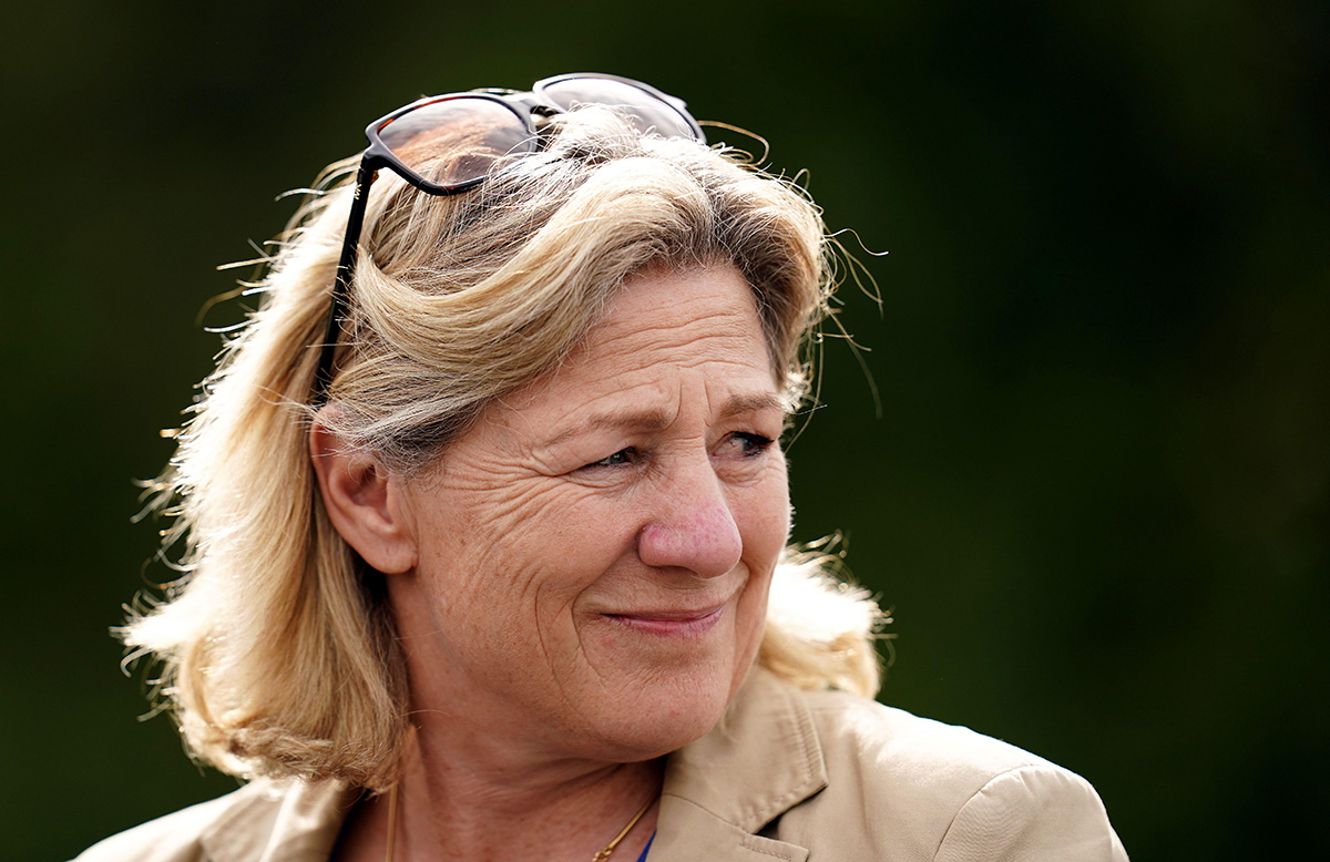 Sugar Yes Pleas lands Sweet Solera Stakes for Eve Johnson Houghton