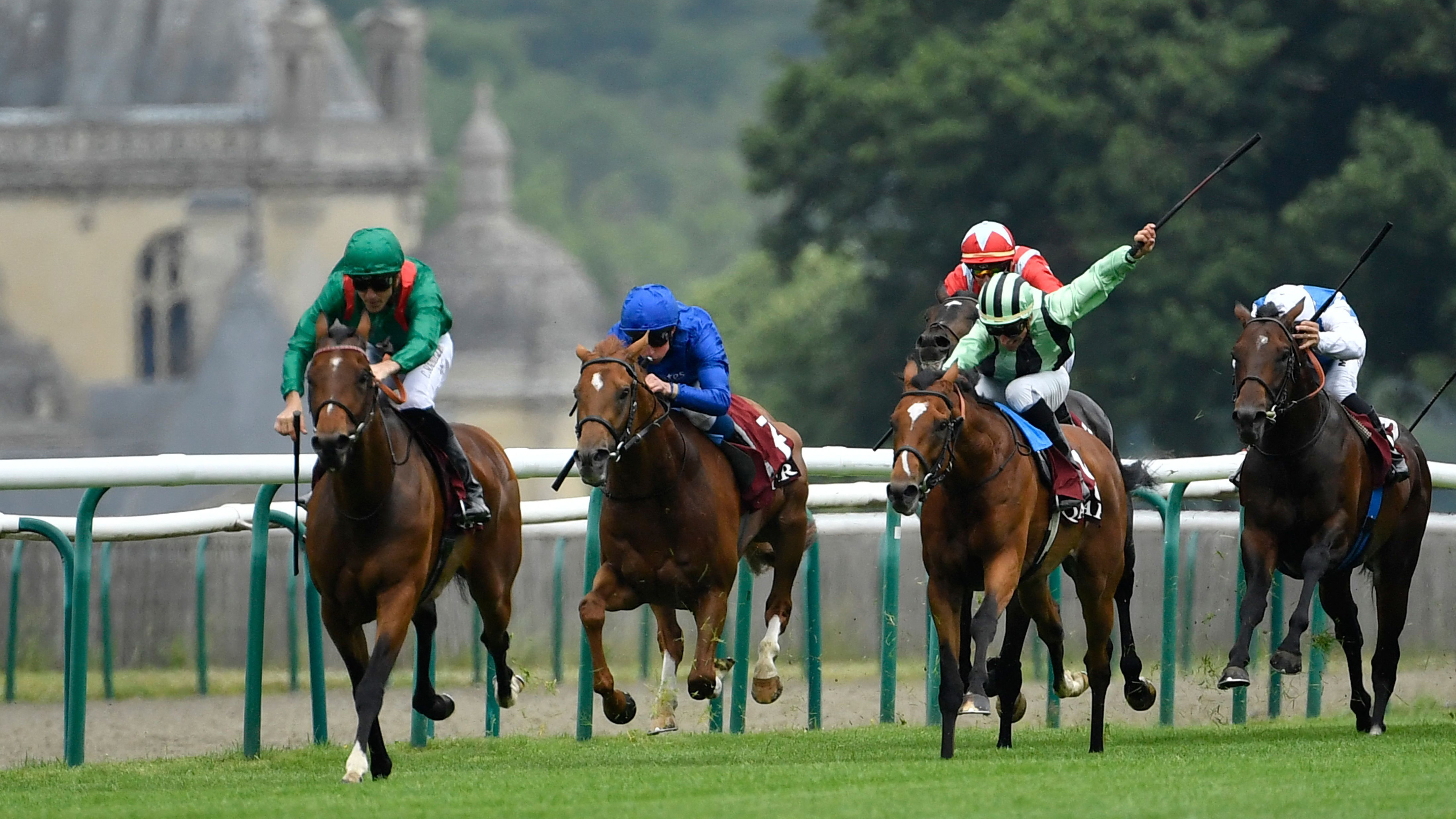 Vadeni streaks clear of El Bodegon