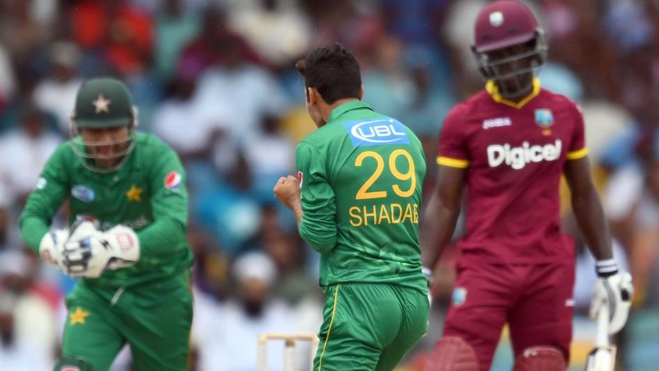 Khan celebrates for Pakistan